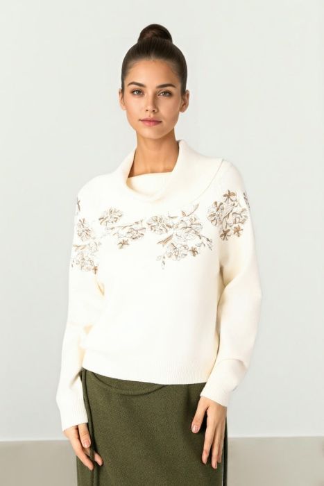 Off-White & Gold Pullover