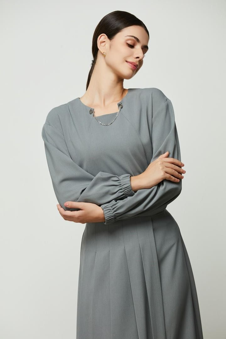 Chain Detail Top