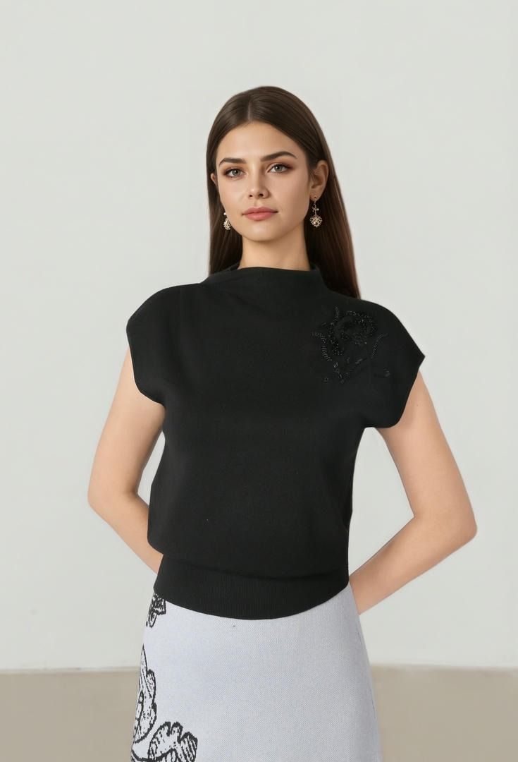 Black Short-Sleeve Knit
