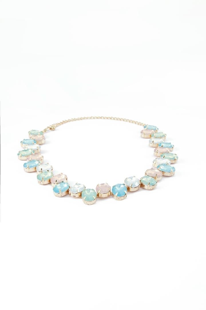 Statement choker necklace