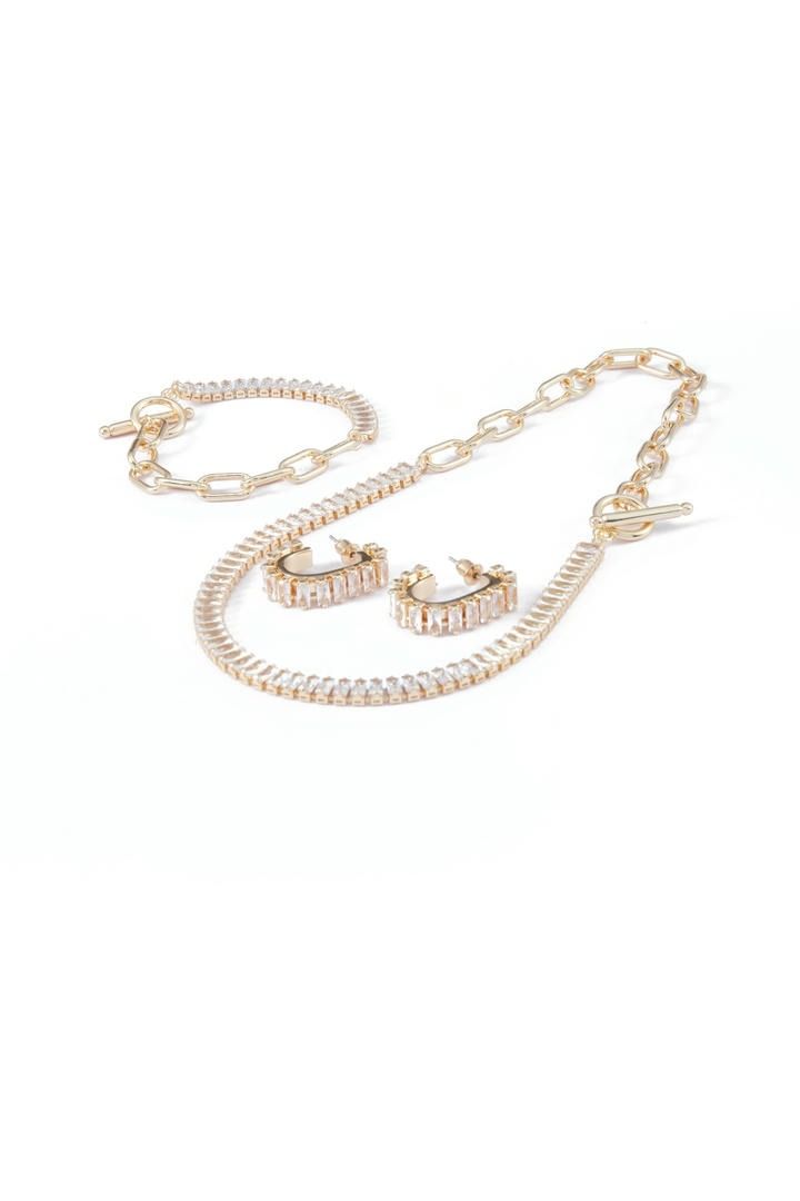 Chain crystals set