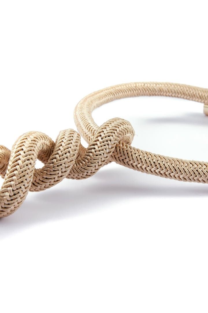 Twisted detail necklace