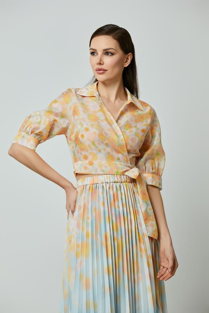 Chic Wrap Printed Blouse