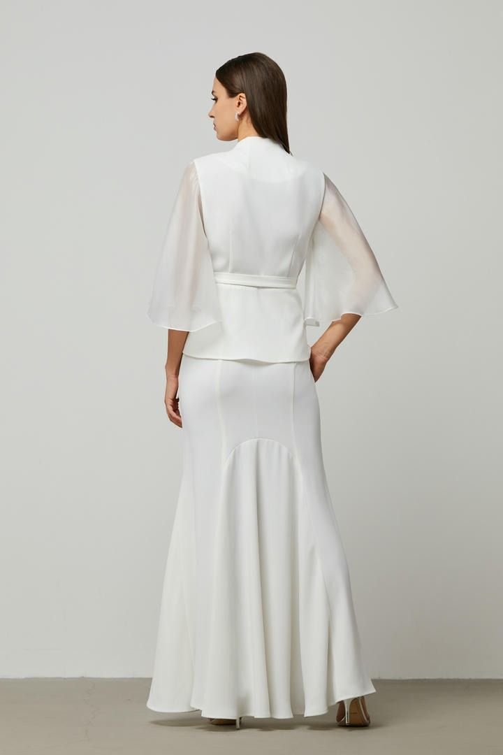 Wavy hem maxi skirt