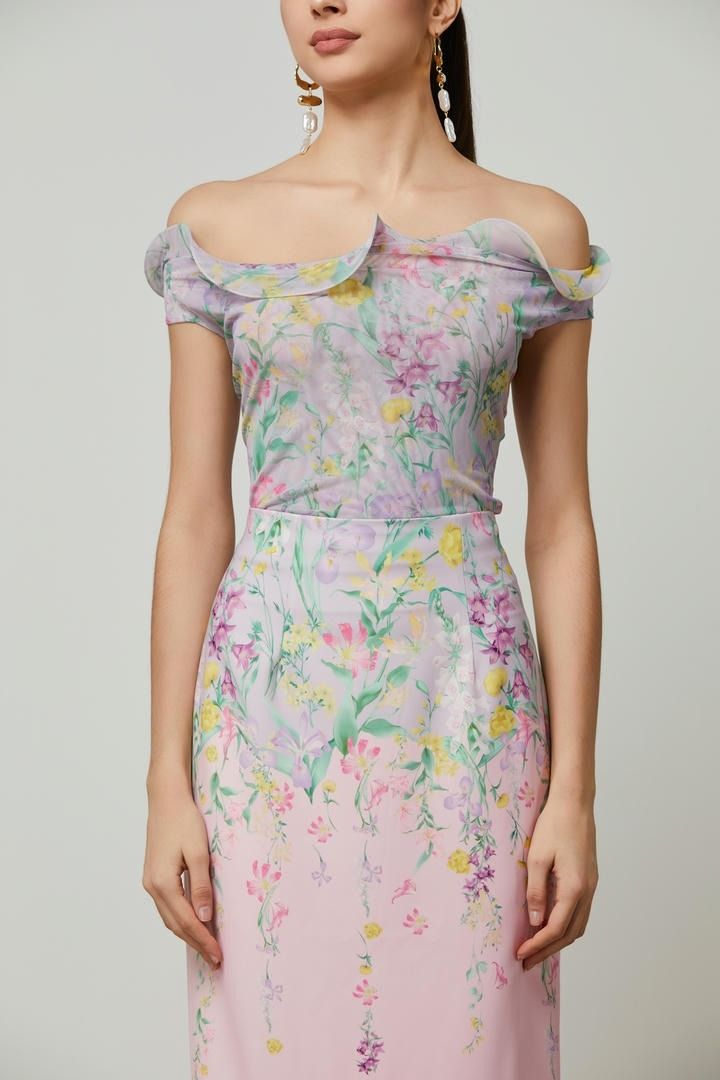 ruffled neckline top