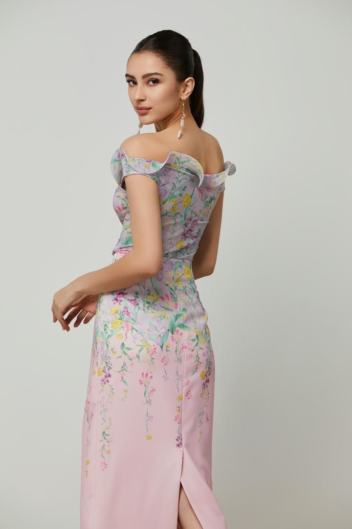 ruffled neckline top