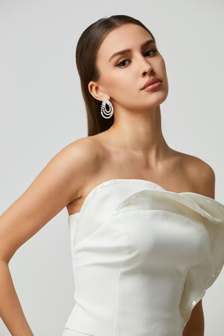 statement neckline top