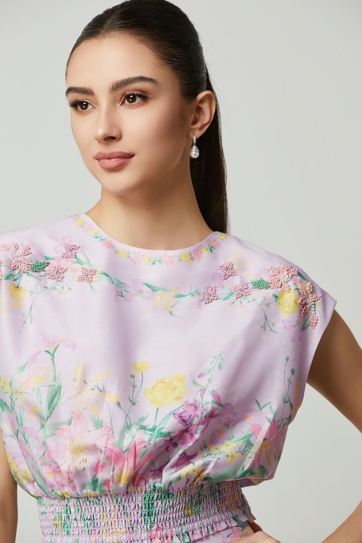 loose cut smocking hem top