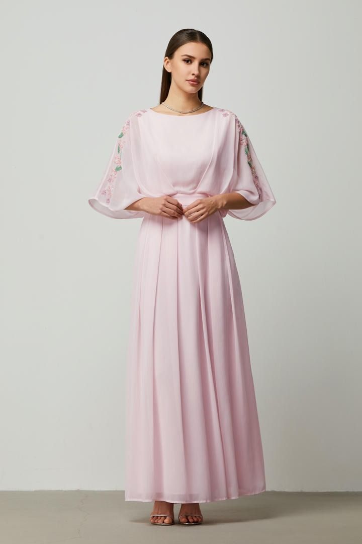 embordered sleeves dress