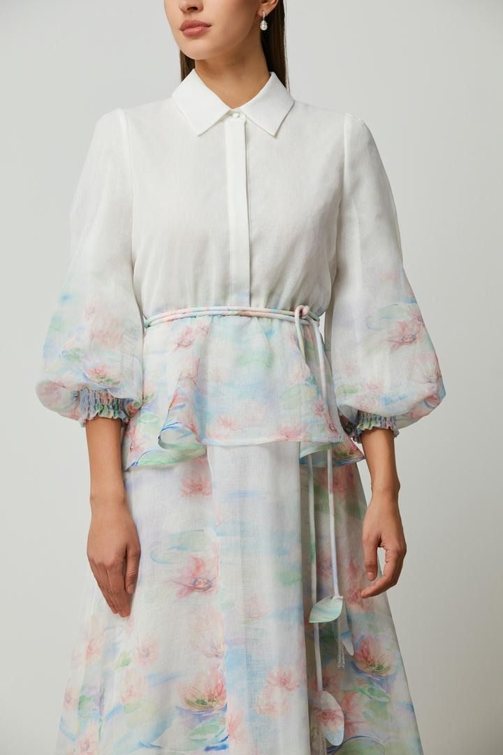Balloon sleeves dress