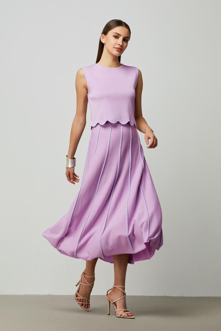 A-line pleat details skirt