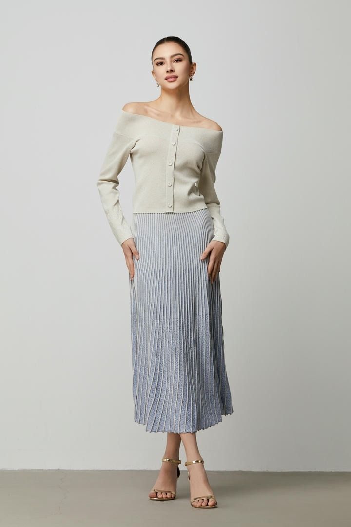 Button line knit top