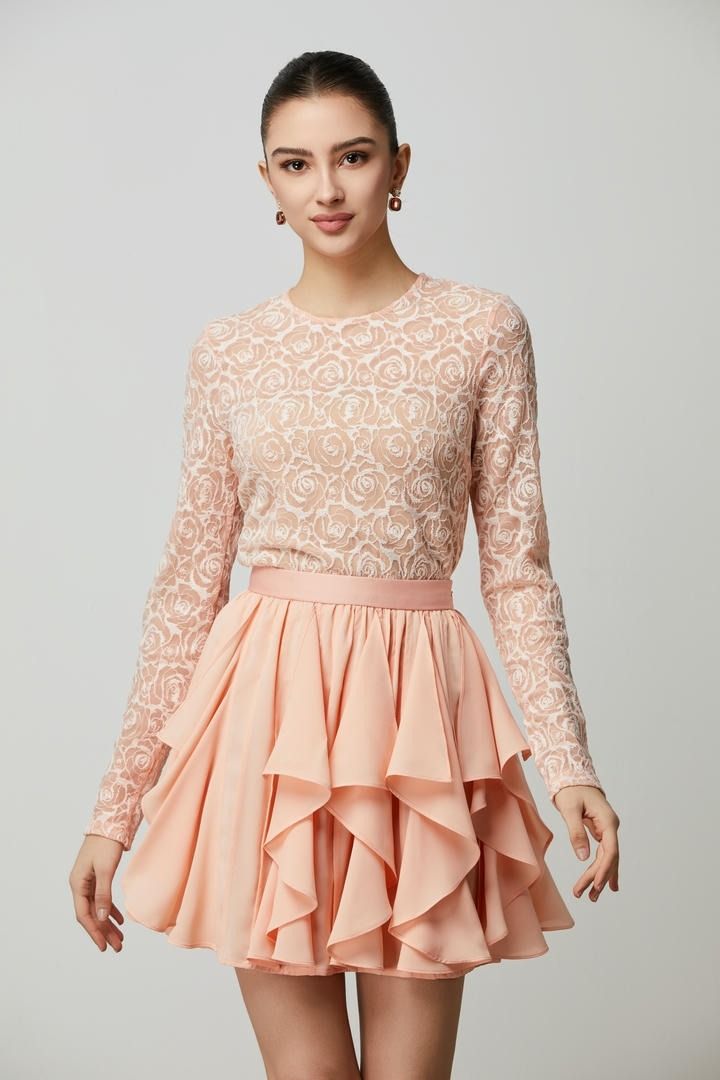 Layered ruffles mini skirt
