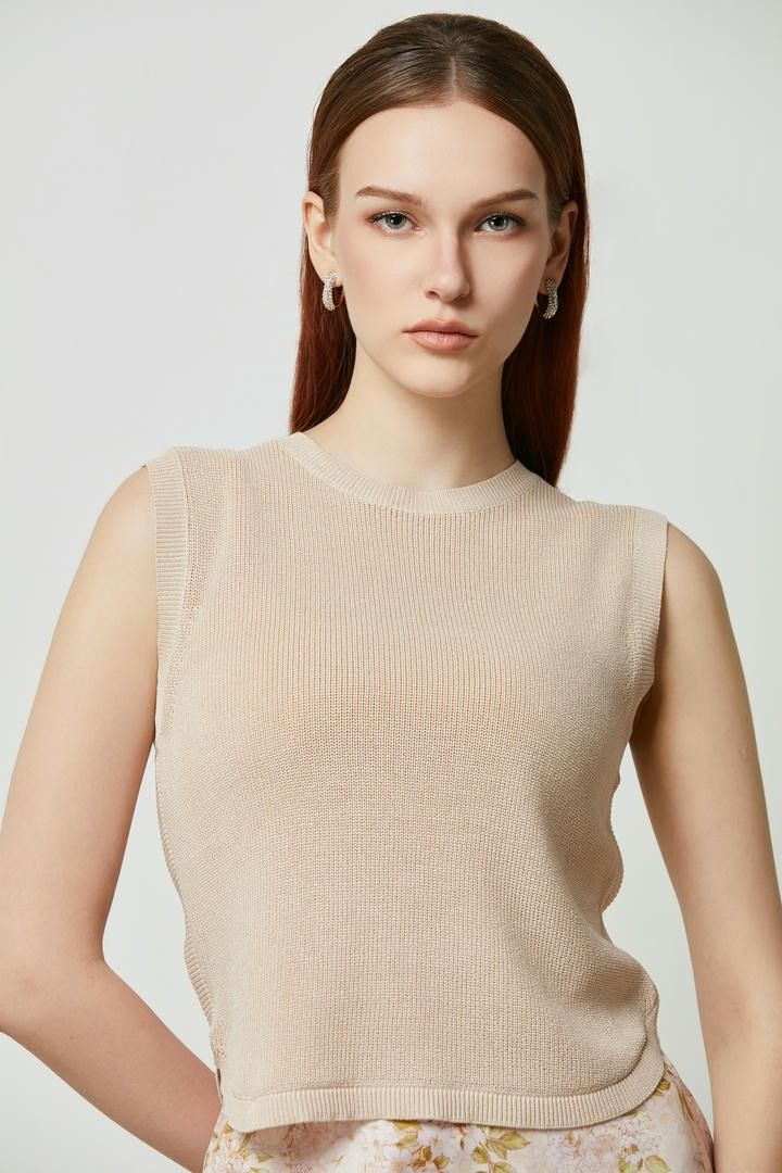 Ribbed Hem Knit Top