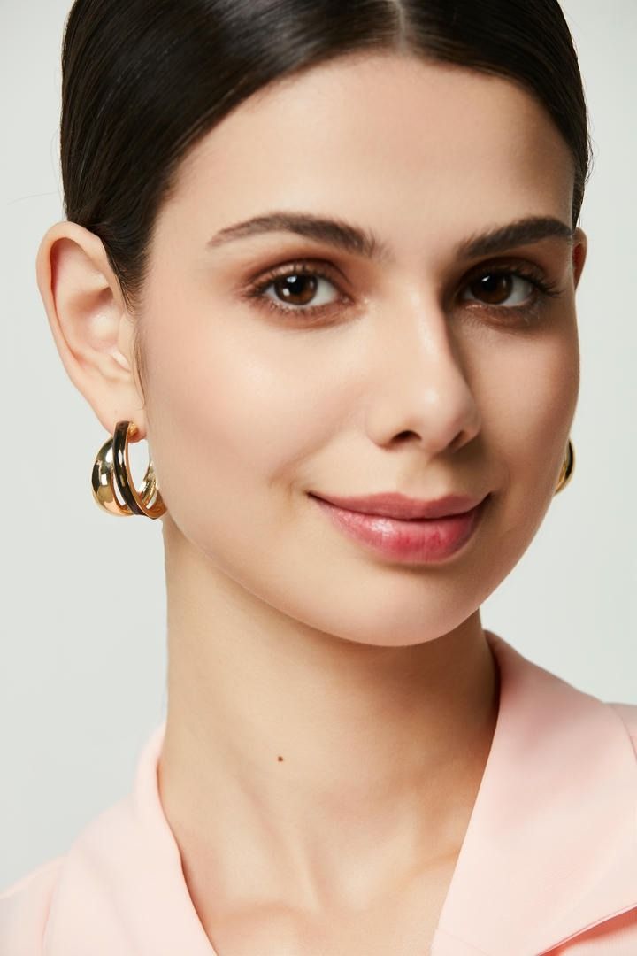 Twisted Gold Hoop Earrings