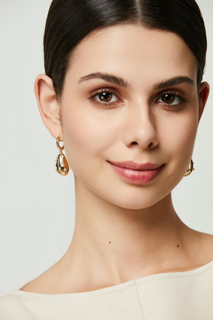 Dotted Drop Shine Earrings