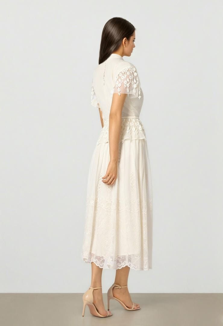 Aline Lace Skirt