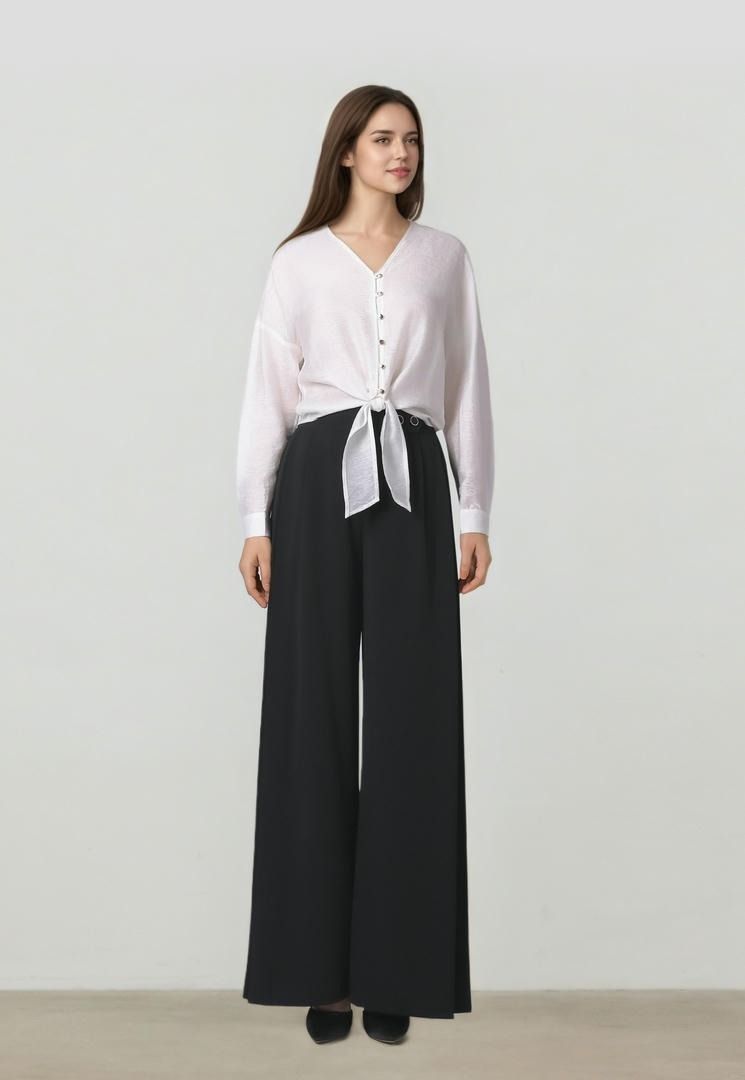 Shirt with knot details