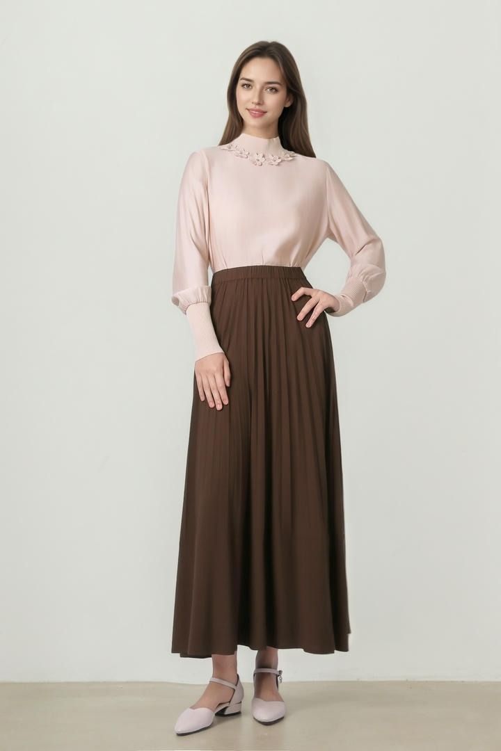 Bloom Neck Top