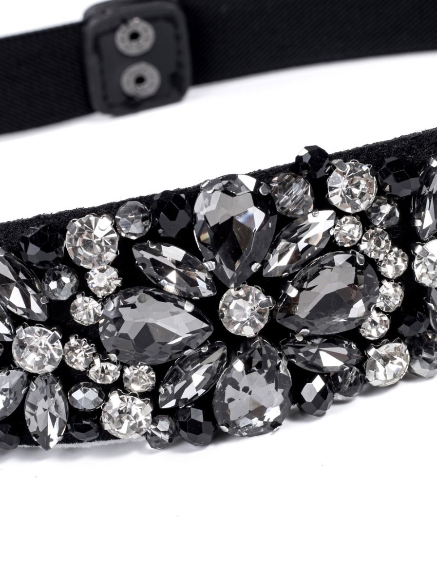 Crystal embellished belt. 