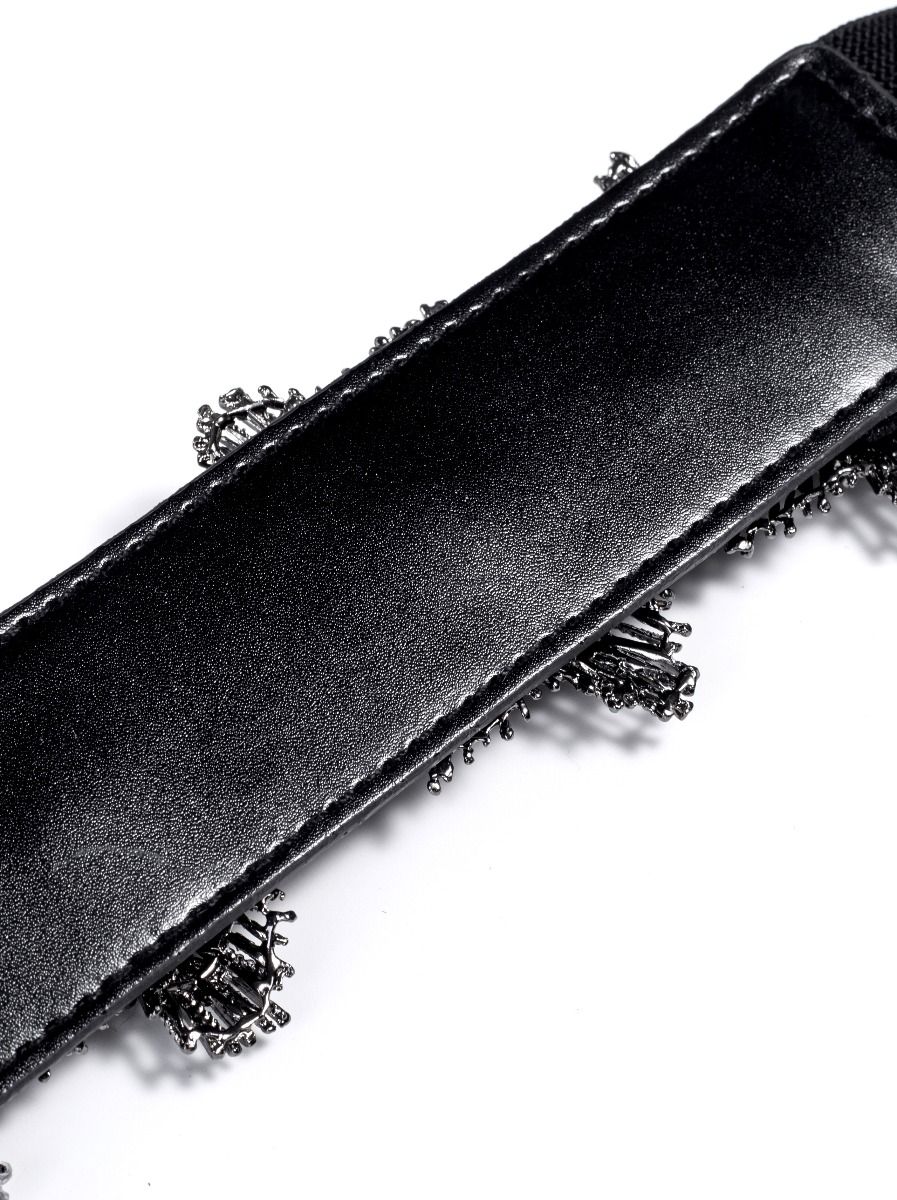 Embellished stars shape belt
