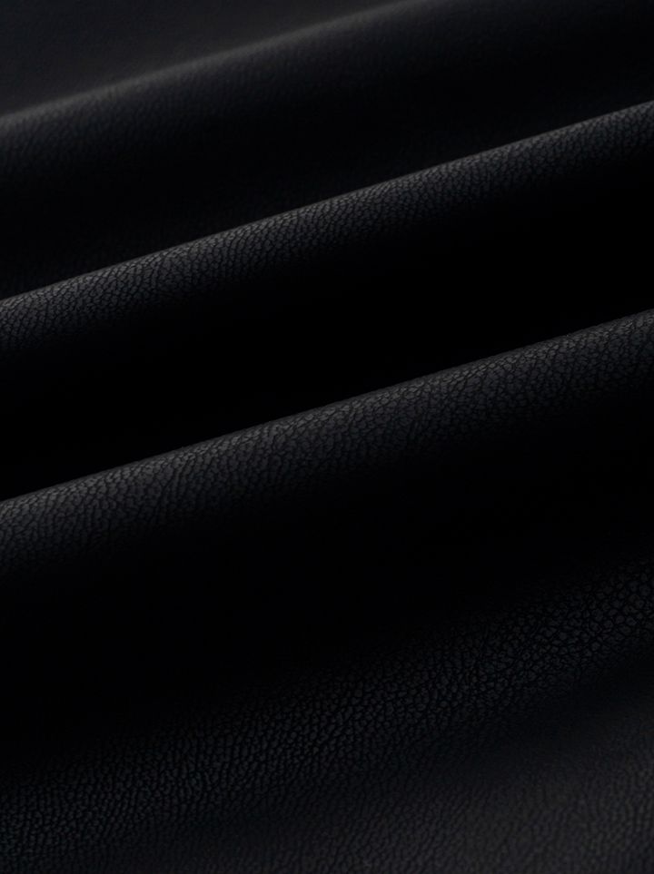 Column buttoned skirt
