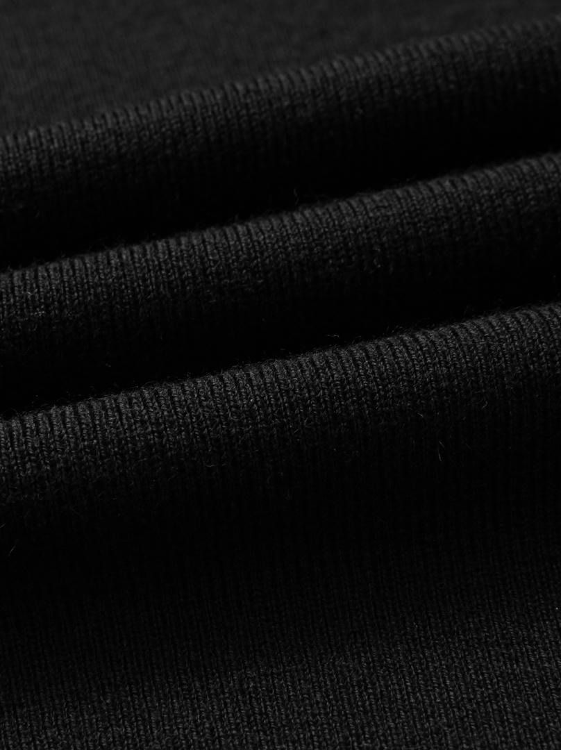 Fitted Knit Pullover