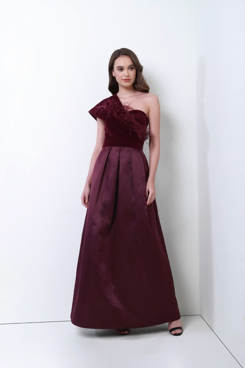 Embellished one shoulder dress