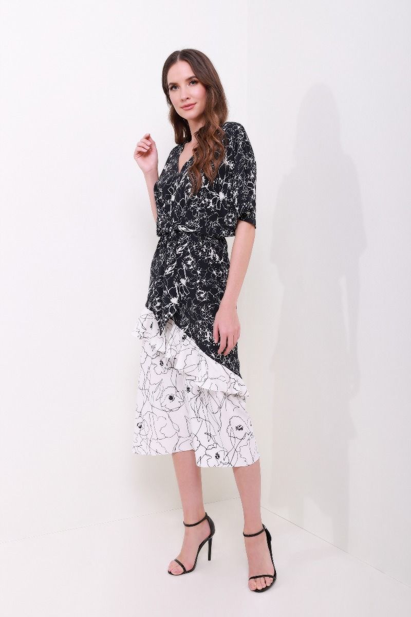 Asymmetrical chiffon Dress