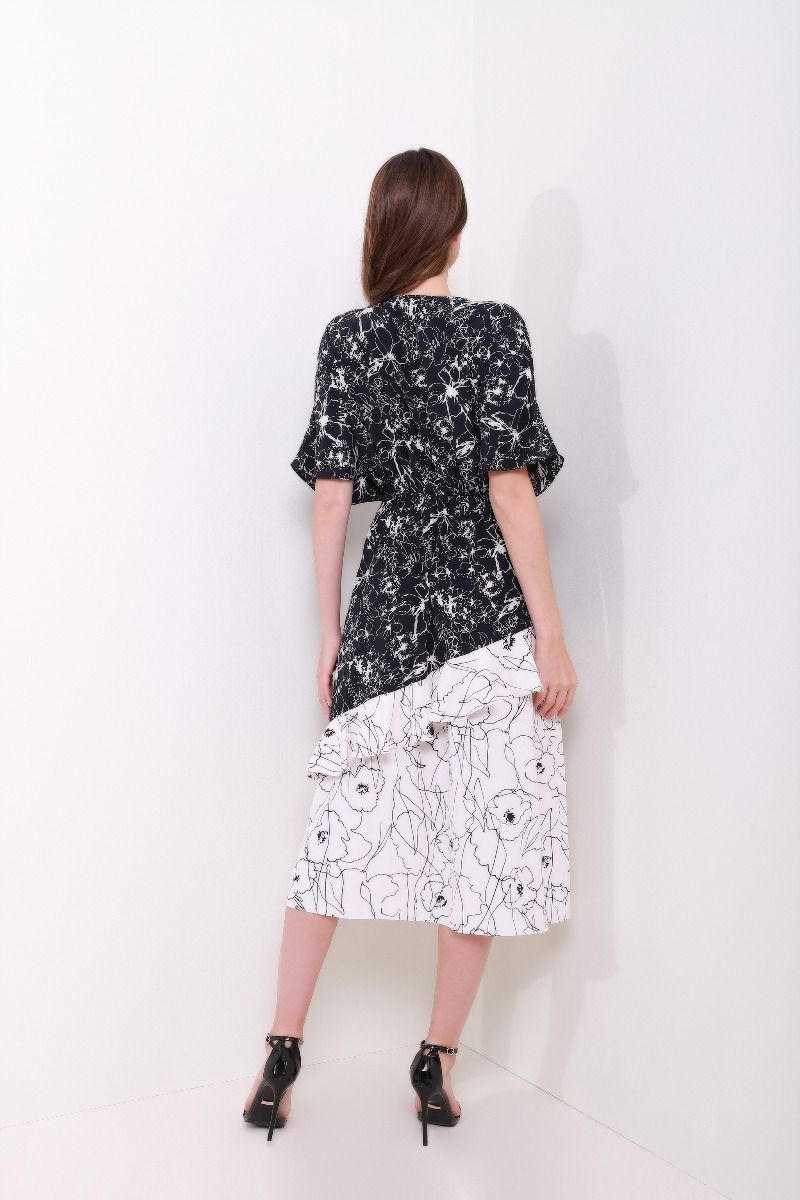Asymmetrical chiffon Dress