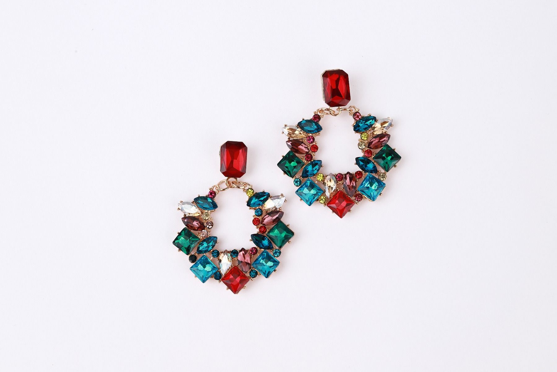 colored round earring