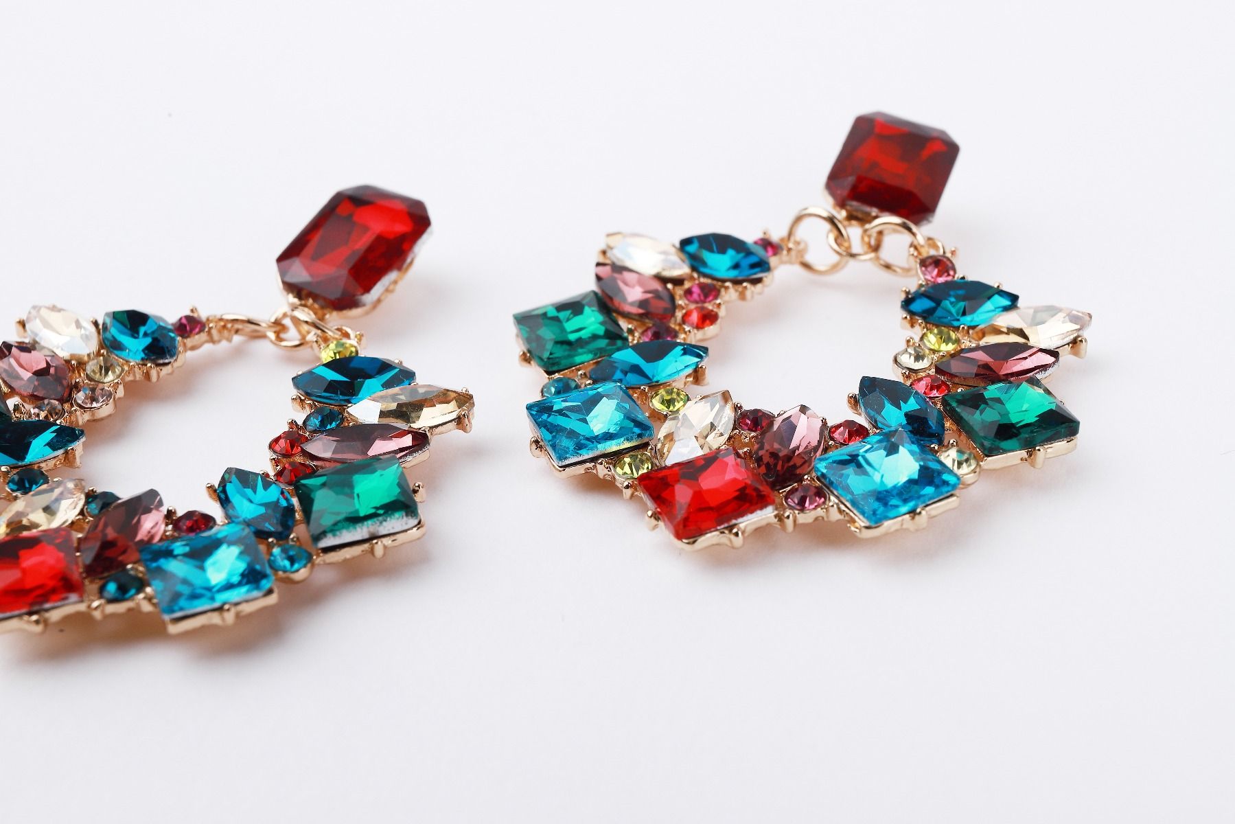 colored round earring