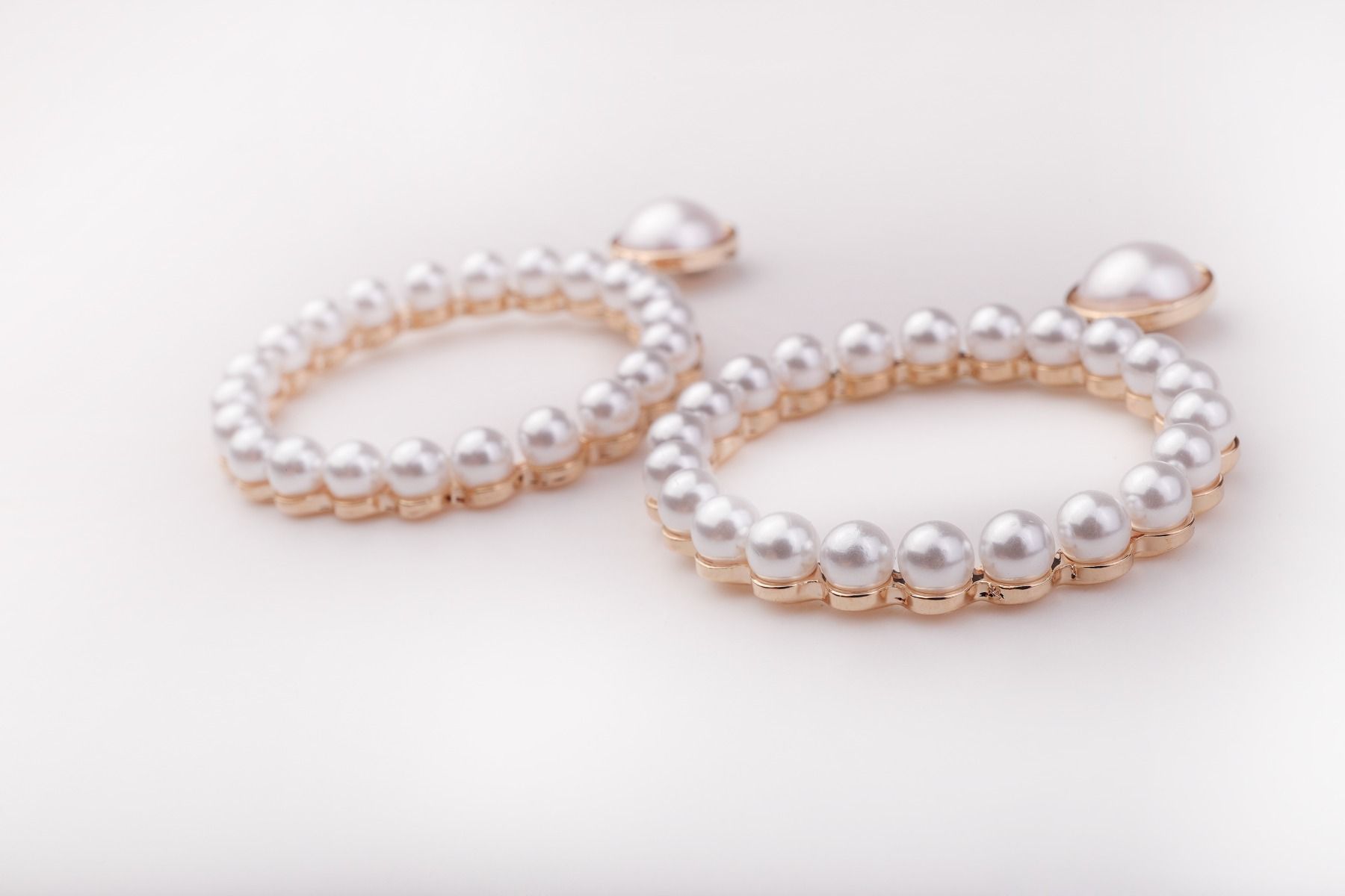 Pearl Circle Earring 