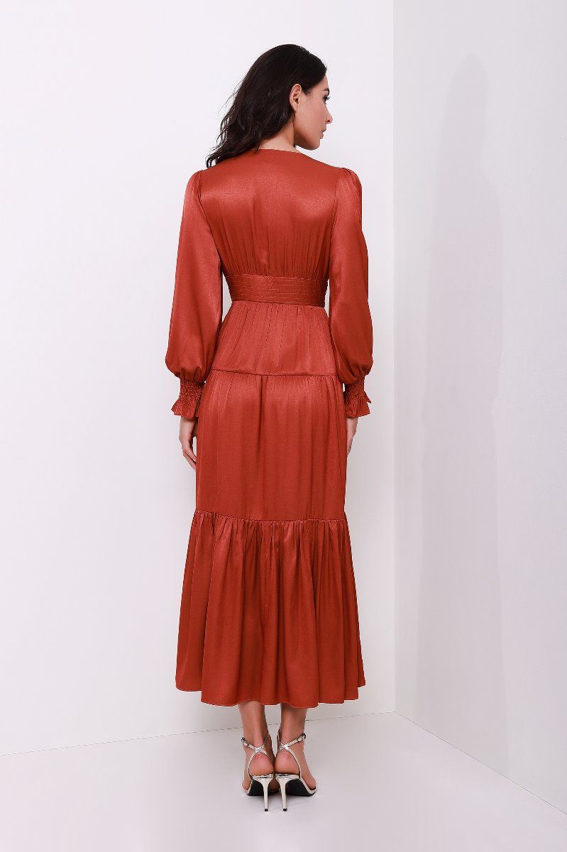 Long sleeves tiered dress
