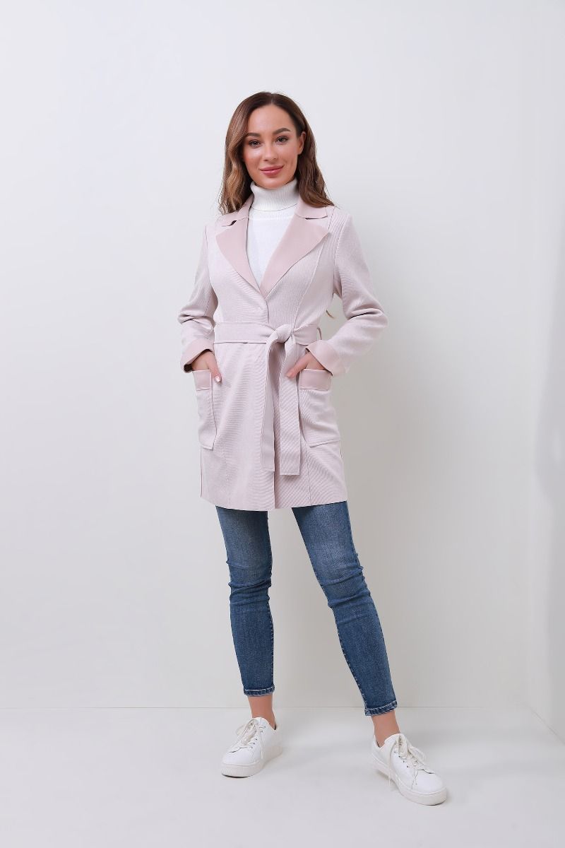 Collar belted coat