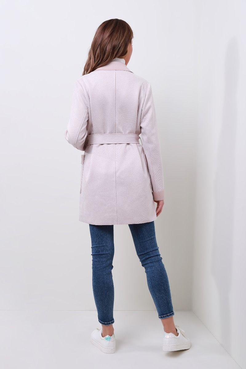 Collar belted coat