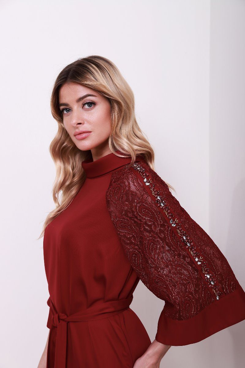 Embellished lace sleeves Kaftan