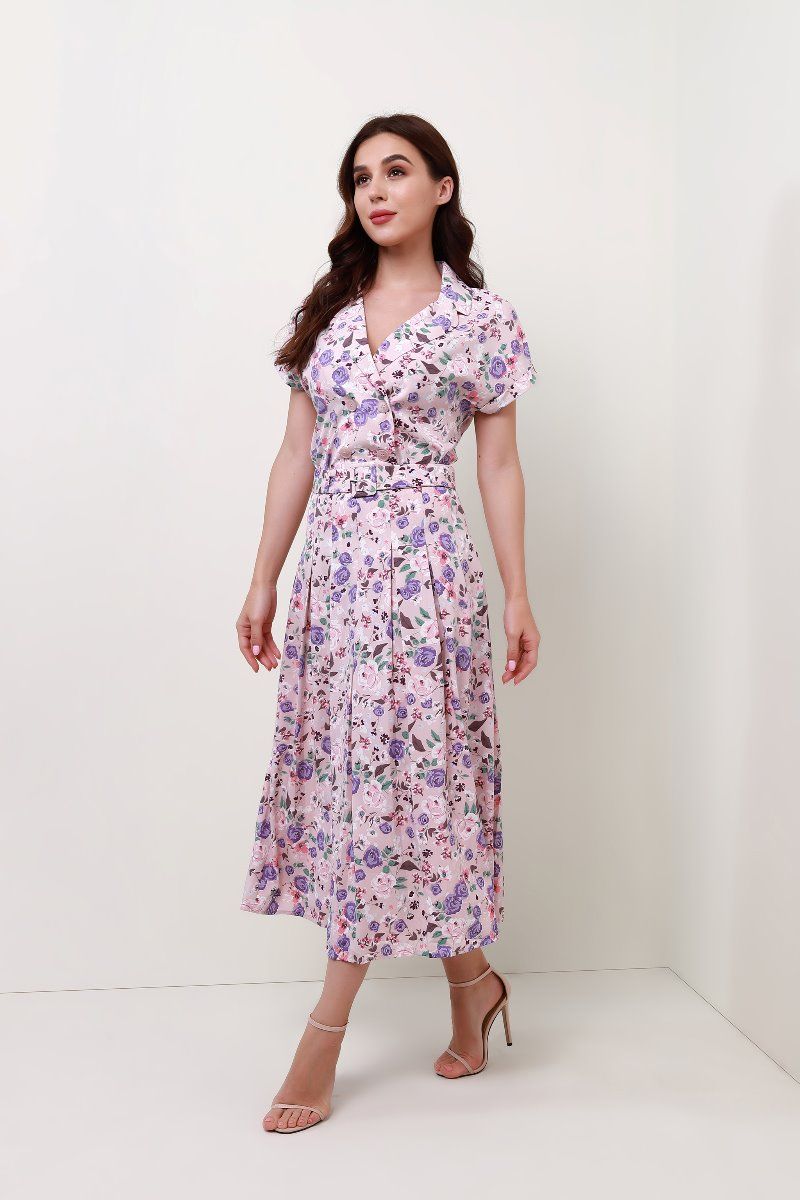 تنورة بحزام عالخصر