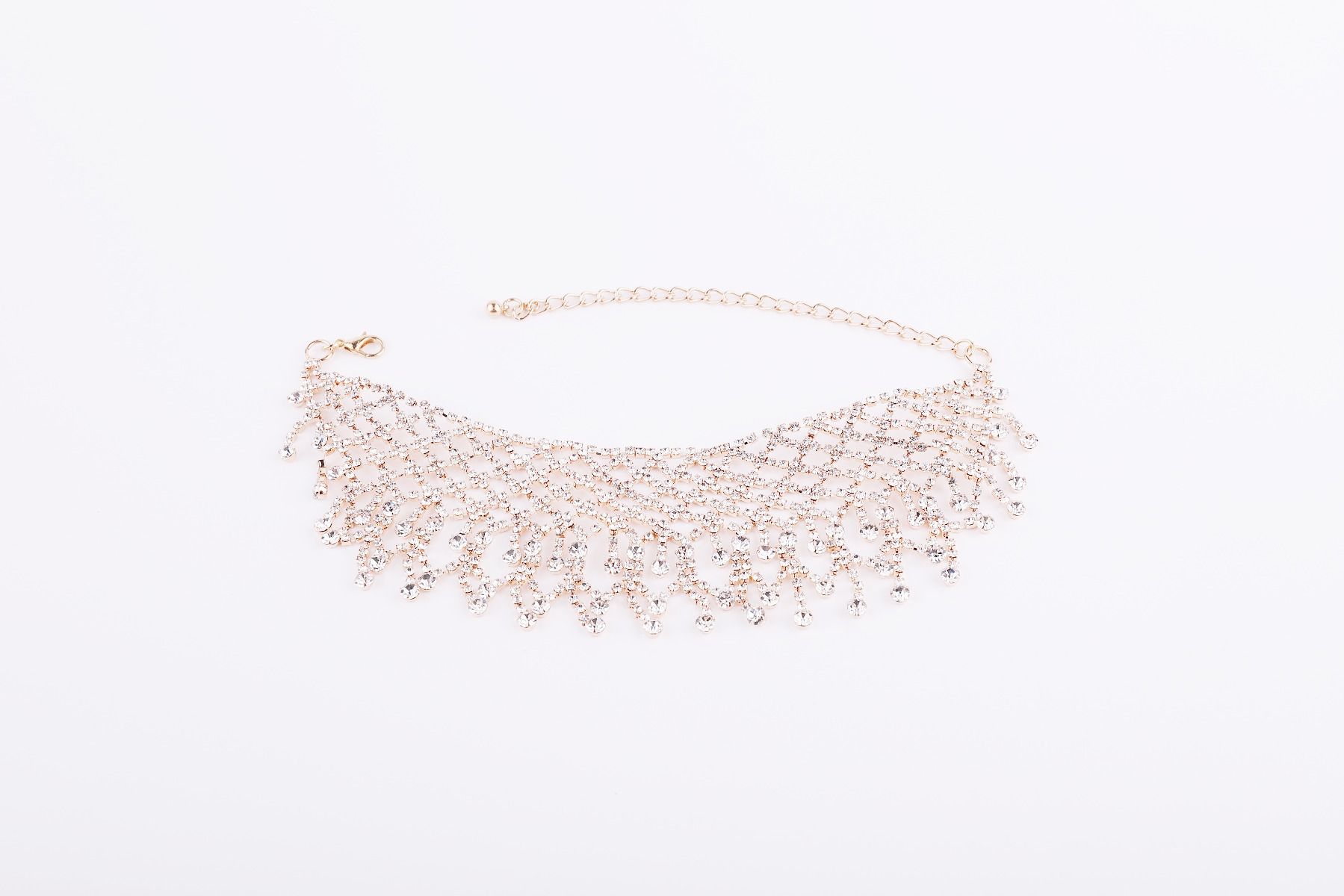 statement crystal choker