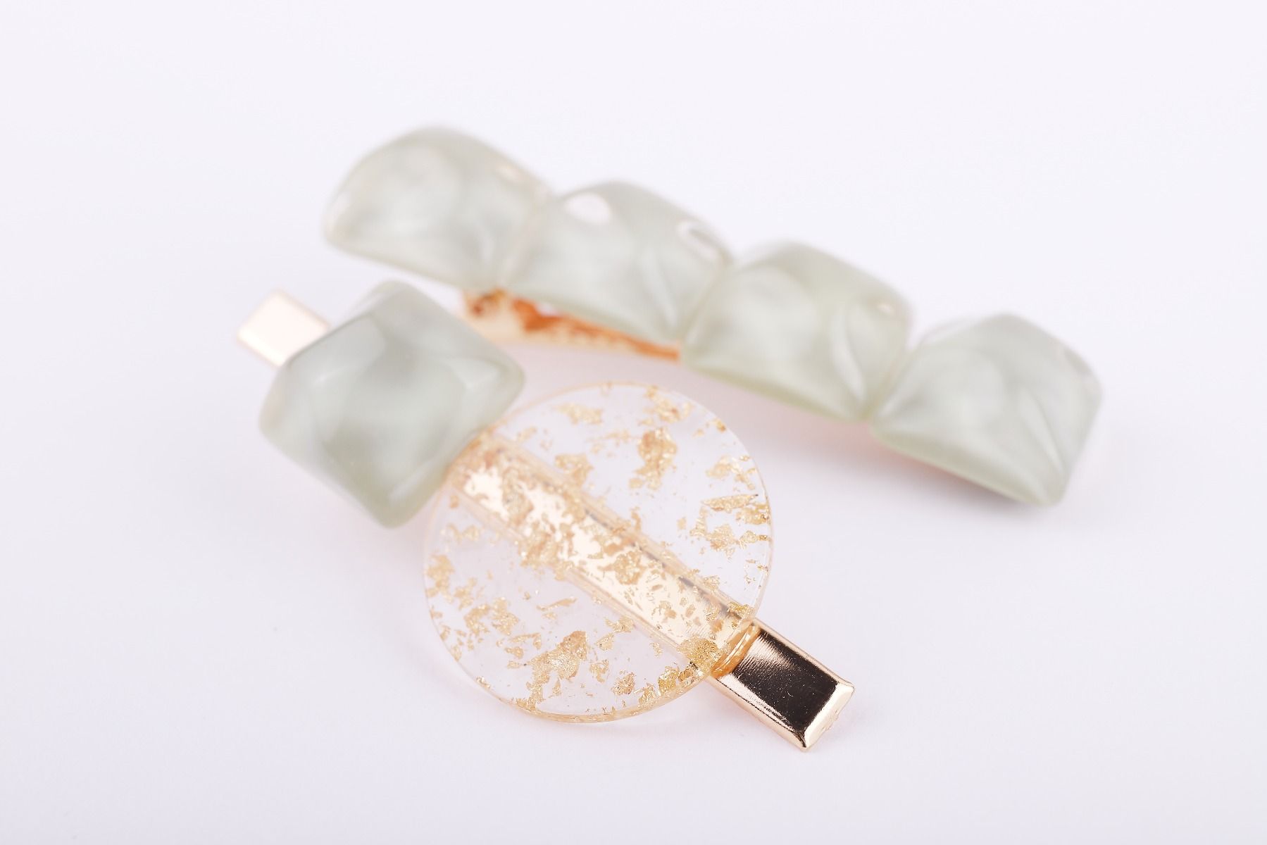 stones hair pen
