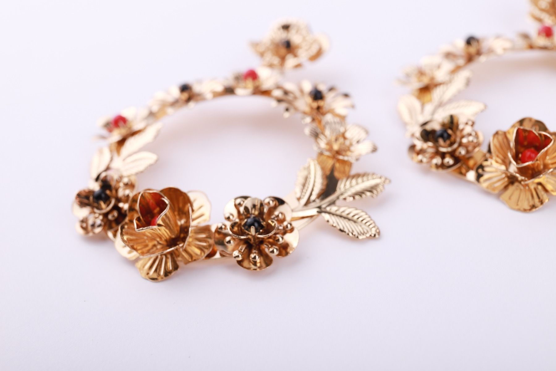 floral drop earrings