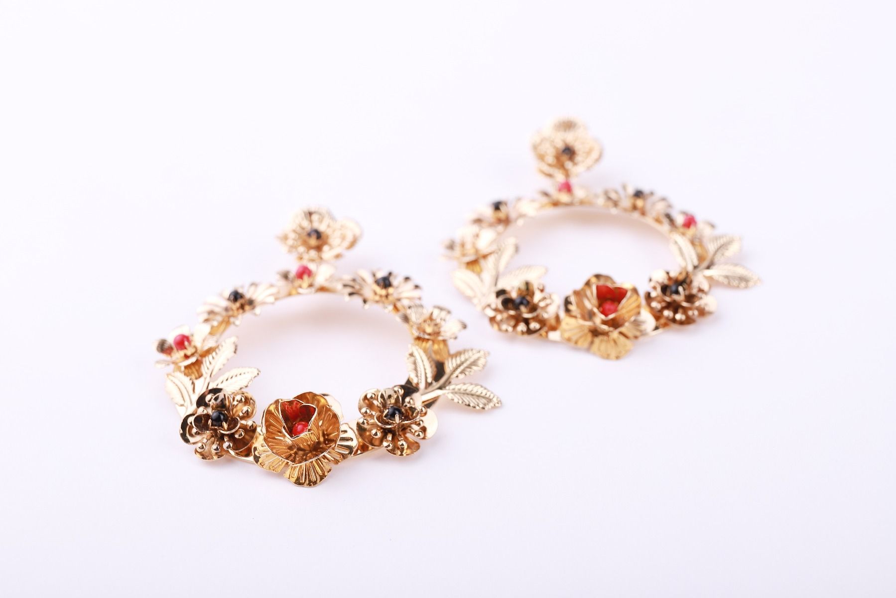 floral drop earrings