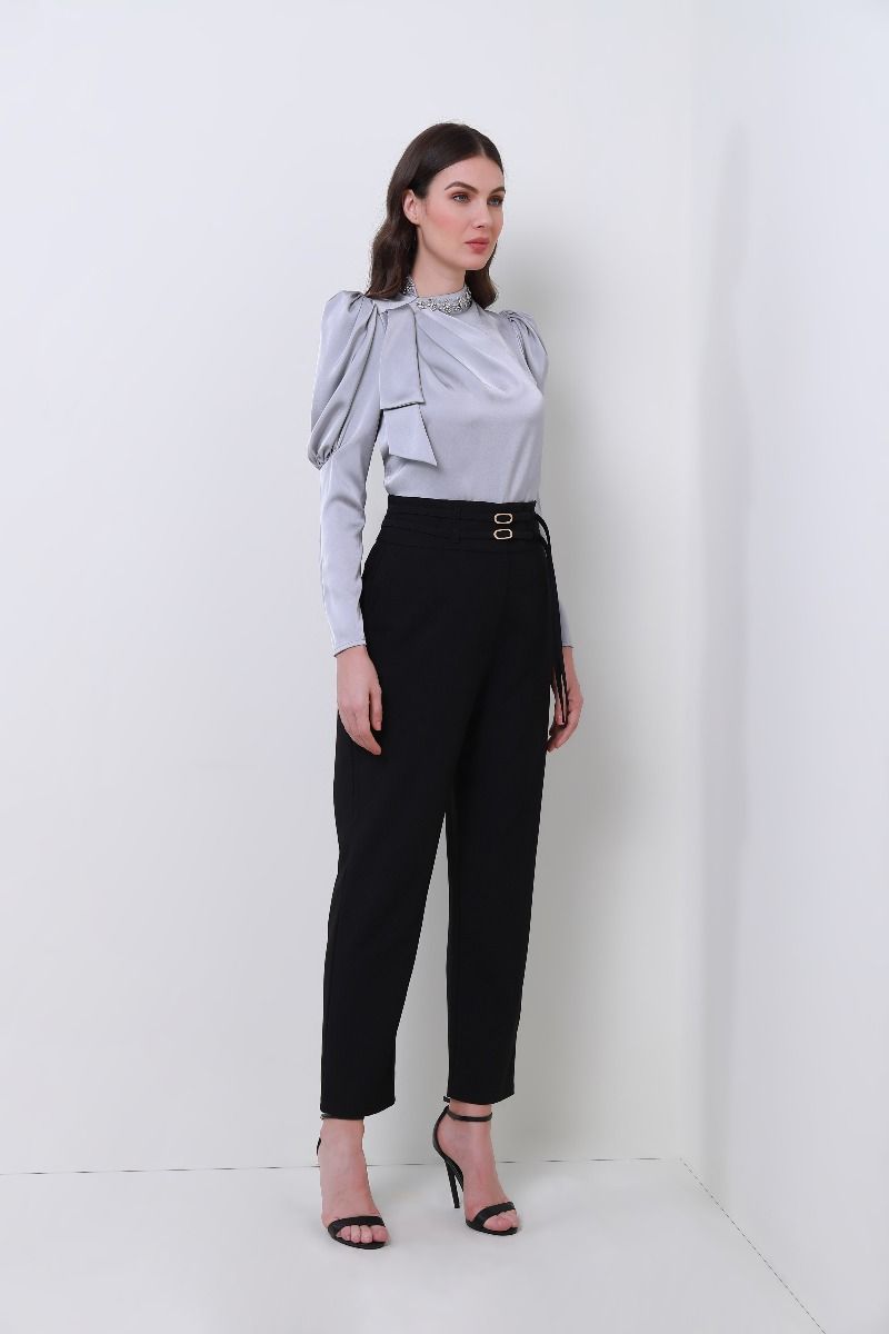 Drape shoulders blouse