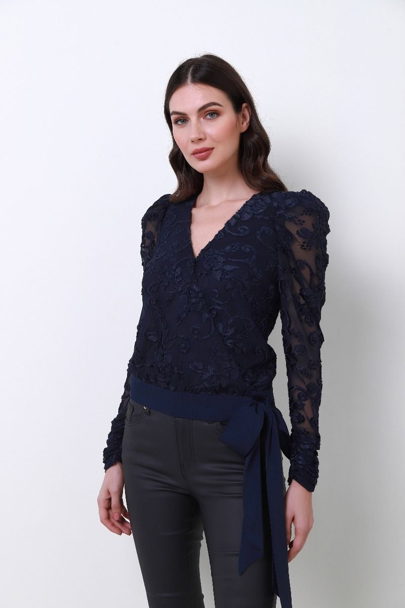 draped sleeves velvet top