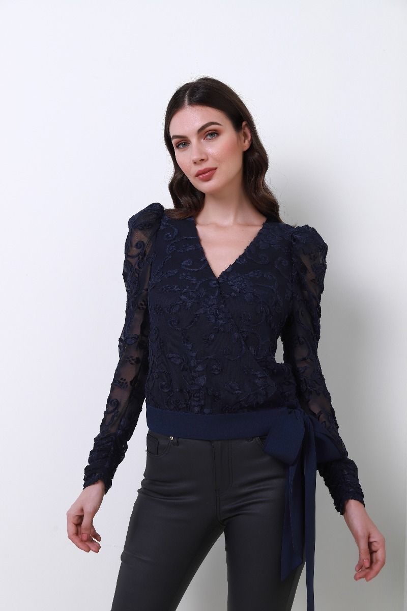 draped long sleeves top