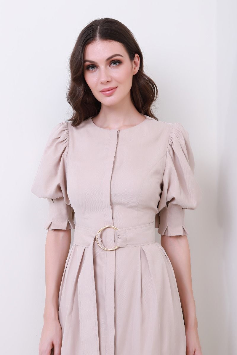 Puffed midi sleeves dress