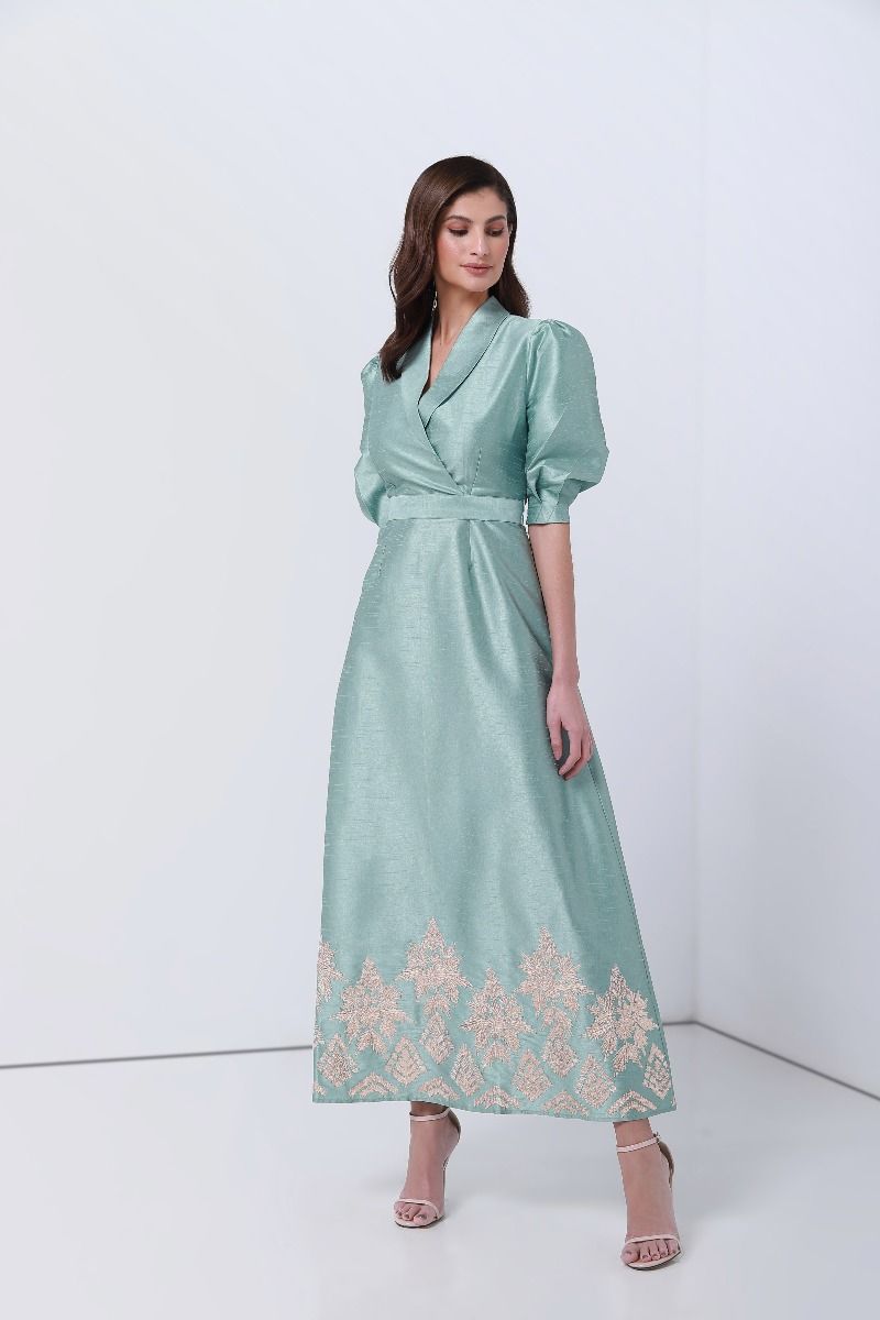 balloon sleeves wrap dress