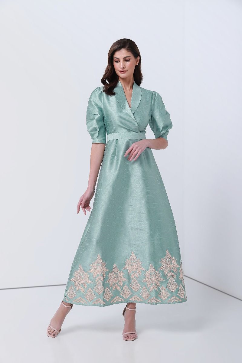 balloon sleeves wrap dress