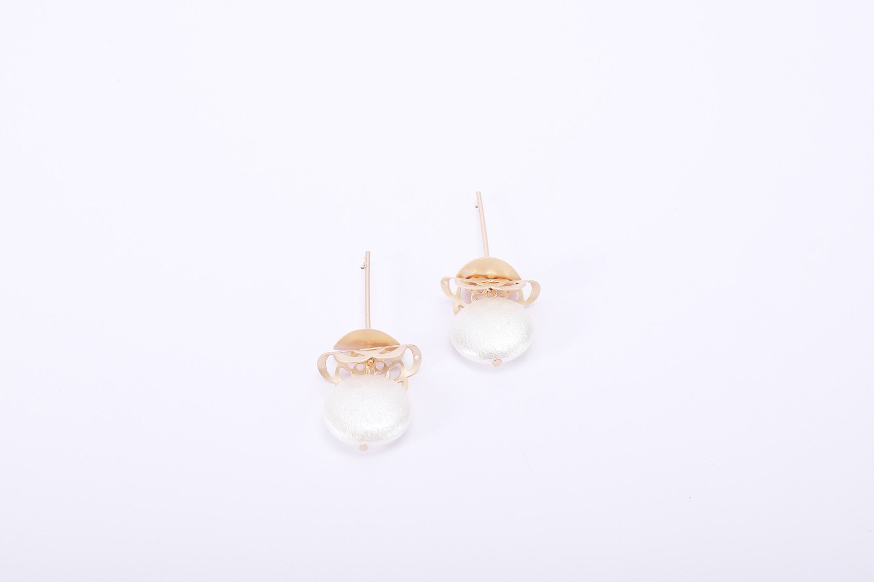 pearl drop earrings