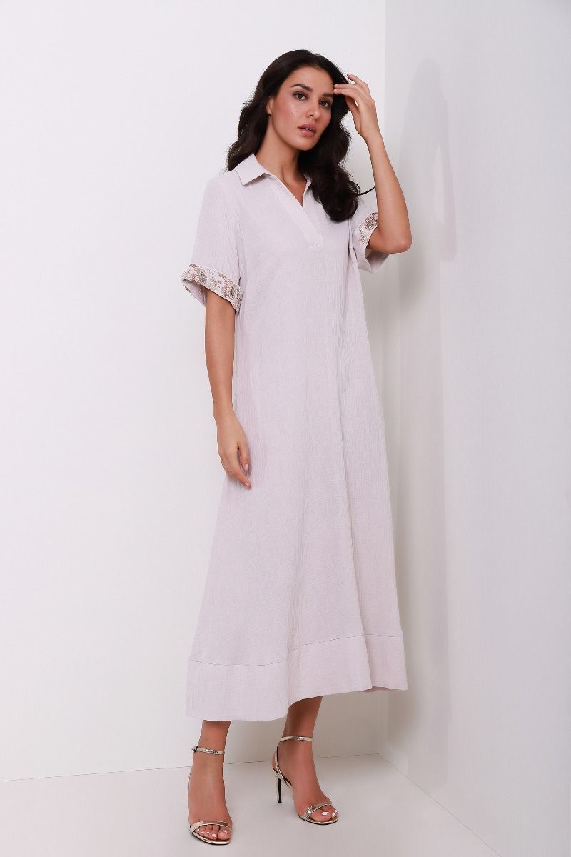 Collared embellished kaftan